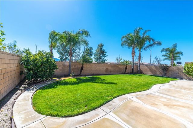 13937 Avenly Glen Way, Eastvale, CA 92880