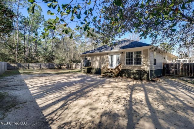 144 Sycamore Drive, Pass Christian, MS 39571