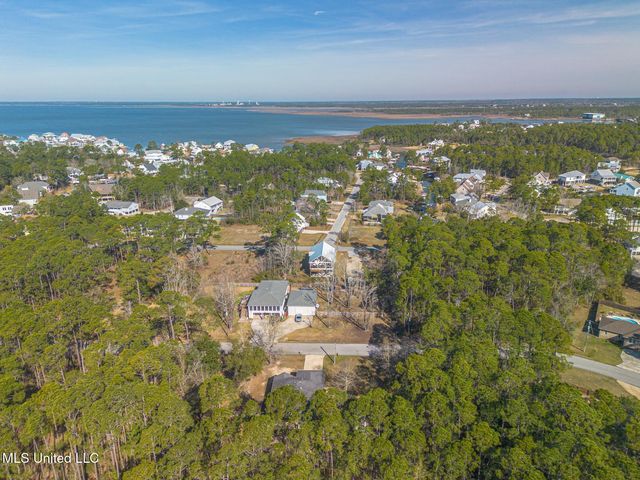 144 Sycamore Drive, Pass Christian, MS 39571