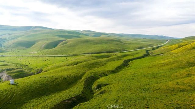 8050 Bitterwater Road, Shandon, CA 93461