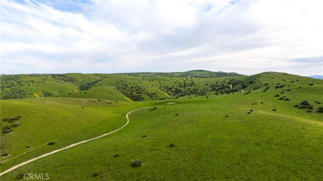 8050 Bitterwater Road, Shandon, CA 93461