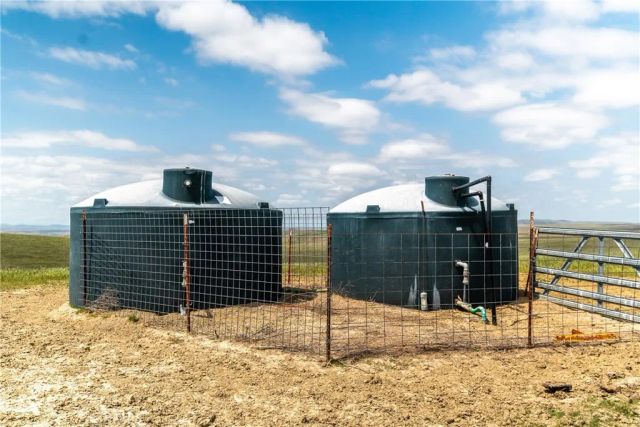 8050 Bitterwater Road, Shandon, CA 93461