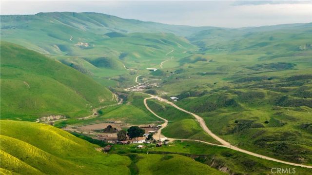 8050 Bitterwater Road, Shandon, CA 93461