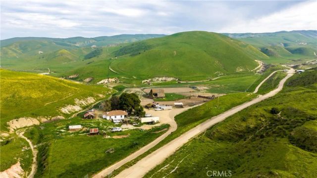 8050 Bitterwater Road, Shandon, CA 93461