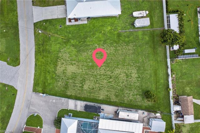 244 E Mariana AVE, North Fort Myers, FL 33917