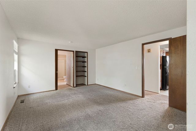 2321 Wheaton Wy, Bremerton, WA 98310