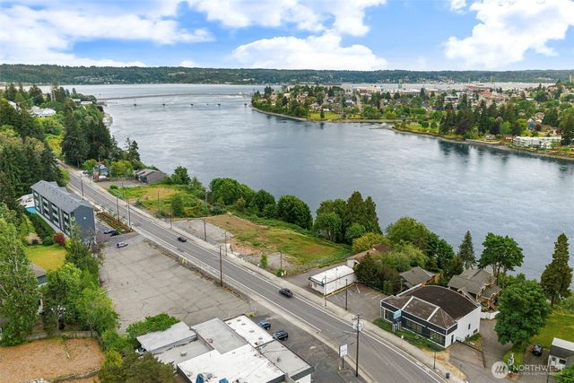 2321 Wheaton Wy, Bremerton, WA 98310