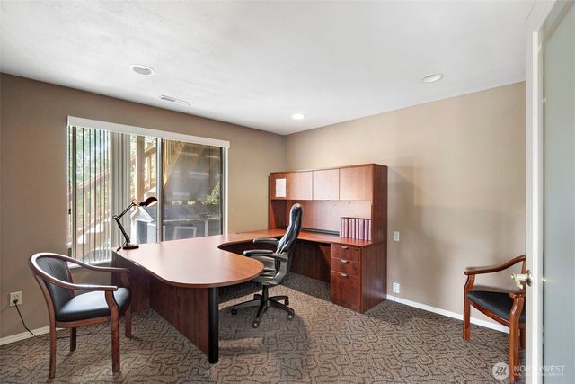 2321 Wheaton Wy, Bremerton, WA 98310