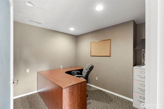 2321 Wheaton Wy, Bremerton, WA 98310