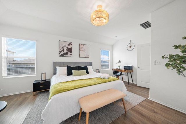 416 Golden Grove PKWY, San Marcos, TX 78666