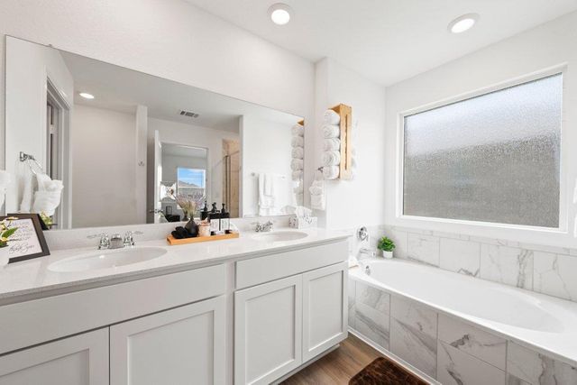 416 Golden Grove PKWY, San Marcos, TX 78666