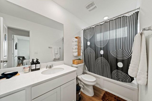 416 Golden Grove PKWY, San Marcos, TX 78666