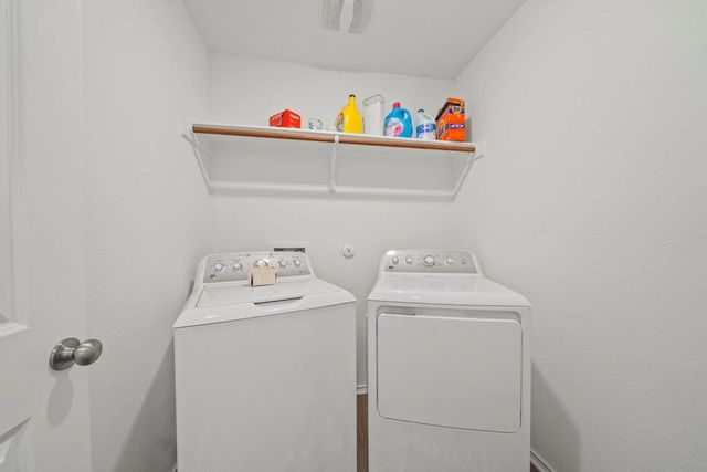 416 Golden Grove PKWY, San Marcos, TX 78666