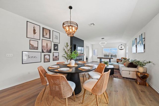 416 Golden Grove PKWY, San Marcos, TX 78666