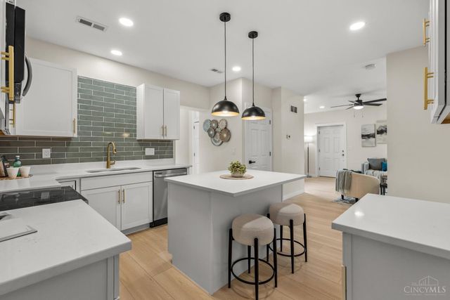 4140 Kirby Avenue, Cincinnati, OH 45223