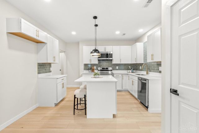 4140 Kirby Avenue, Cincinnati, OH 45223