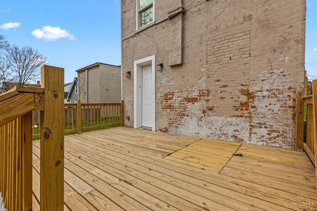 4140 Kirby Avenue, Cincinnati, OH 45223