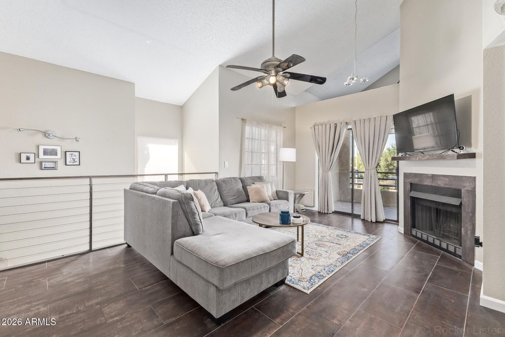 10301 N 70TH Street 210, Paradise Valley, AZ 85253 — exterior