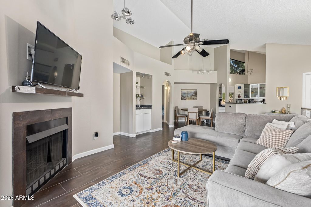 10301 N 70TH Street 210, Paradise Valley, AZ 85253 — photo 3