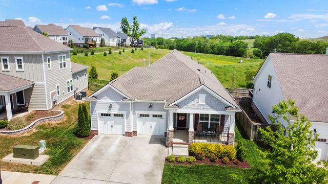 928 Carraway Ln, Spring Hill, TN 37174