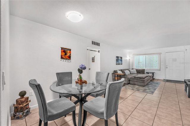 5155 9TH AVENUE N 211, St Petersburg, FL 33710