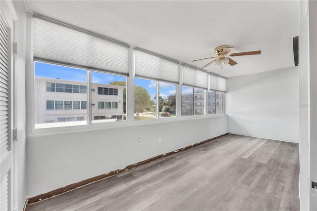 5155 9TH AVENUE N 211, St Petersburg, FL 33710