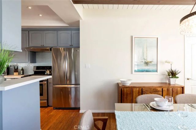 126 Neptune Avenue A, Hermosa Beach, CA 90254