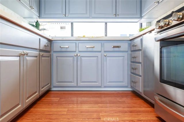 126 Neptune Avenue A, Hermosa Beach, CA 90254