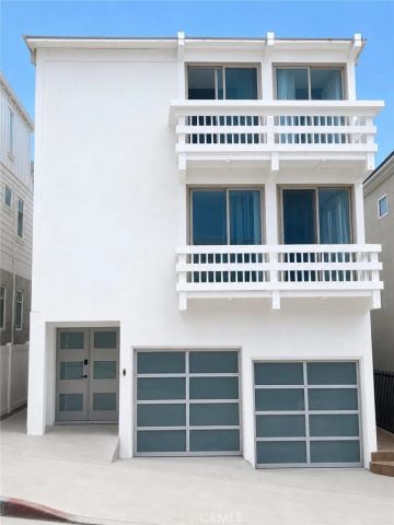 126 Neptune Avenue A, Hermosa Beach, CA 90254
