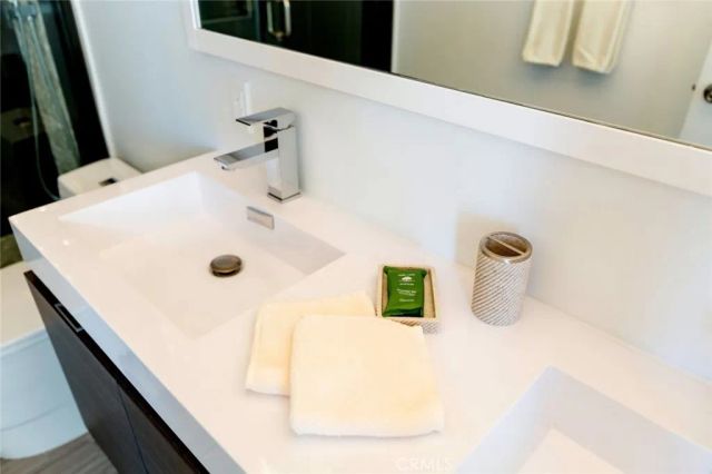 126 Neptune Avenue A, Hermosa Beach, CA 90254