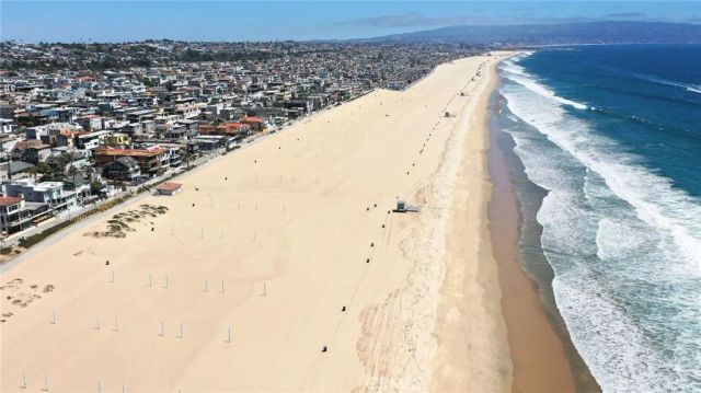 126 Neptune Avenue A, Hermosa Beach, CA 90254