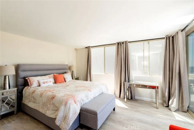 126 Neptune Avenue A, Hermosa Beach, CA 90254