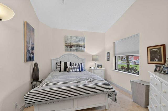 7573 Lexington Club Boulevard A, Delray Beach, FL 33446