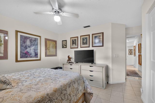 7573 Lexington Club Boulevard A, Delray Beach, FL 33446