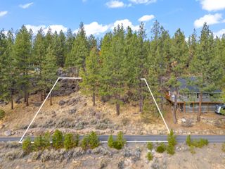 19520 SW Century Drive, Bend, OR 97702