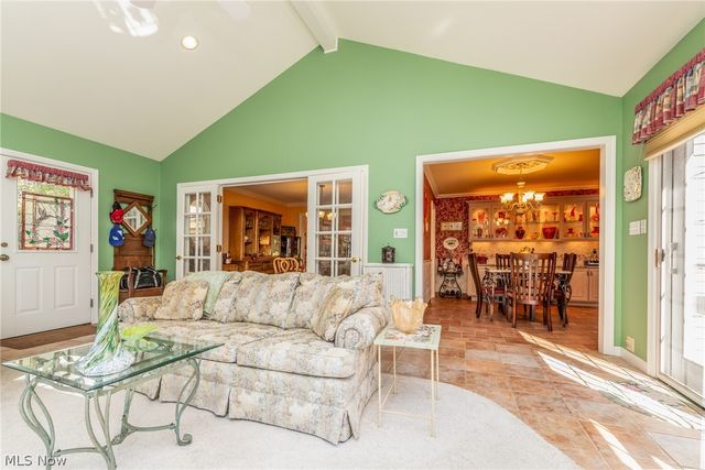 26016 Fairmount Boulevard, Beachwood, OH 44122