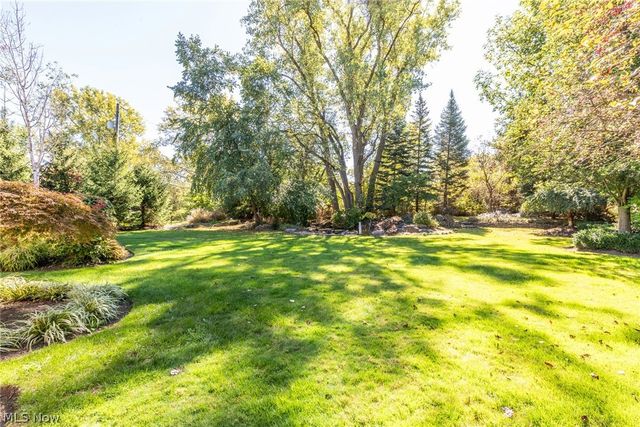 26016 Fairmount Boulevard, Beachwood, OH 44122