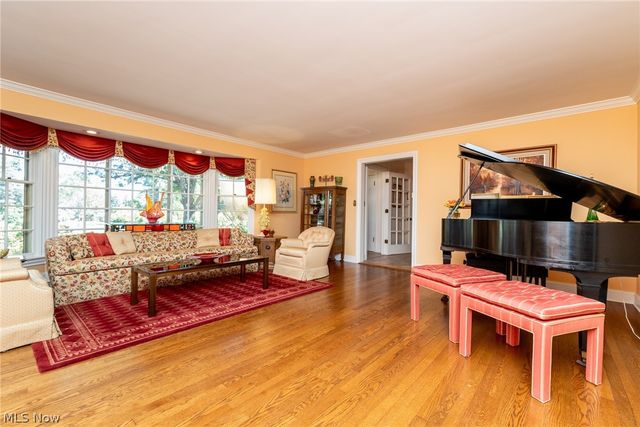 26016 Fairmount Boulevard, Beachwood, OH 44122