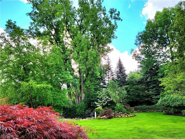 26016 Fairmount Boulevard, Beachwood, OH 44122