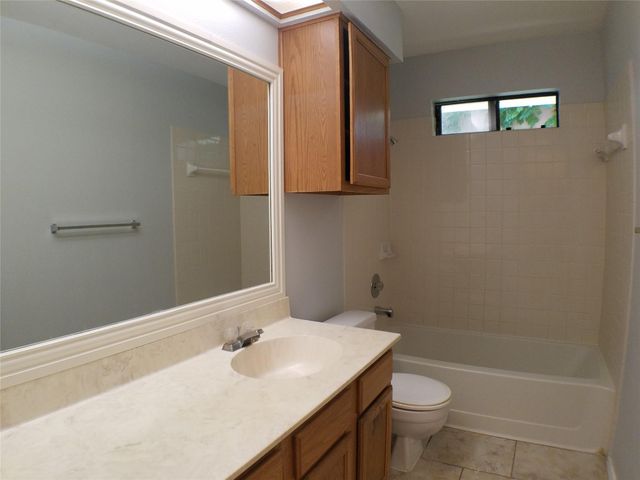 8310 Los Ranchos DR, Austin, TX 78749