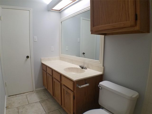 8310 Los Ranchos DR, Austin, TX 78749