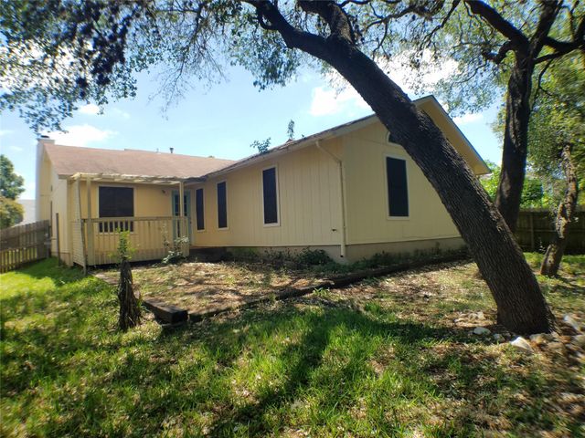 8310 Los Ranchos DR, Austin, TX 78749
