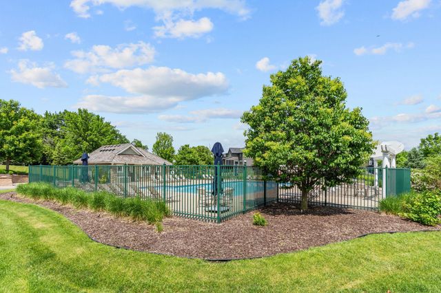 16331 74th Place N, Maple Grove, MN 55311