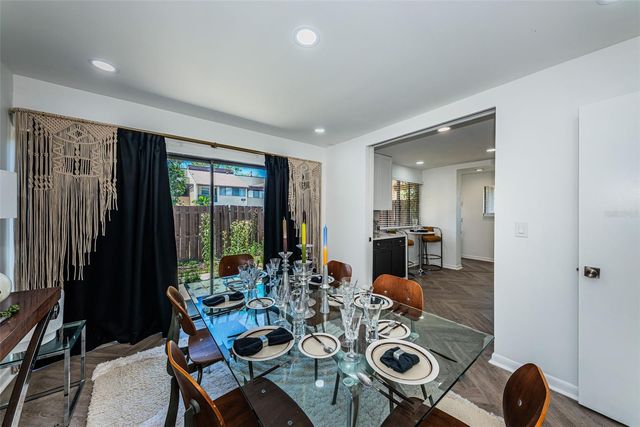781 VILLAGE LAKE TERRACE N 101A, St Petersburg, FL 33716