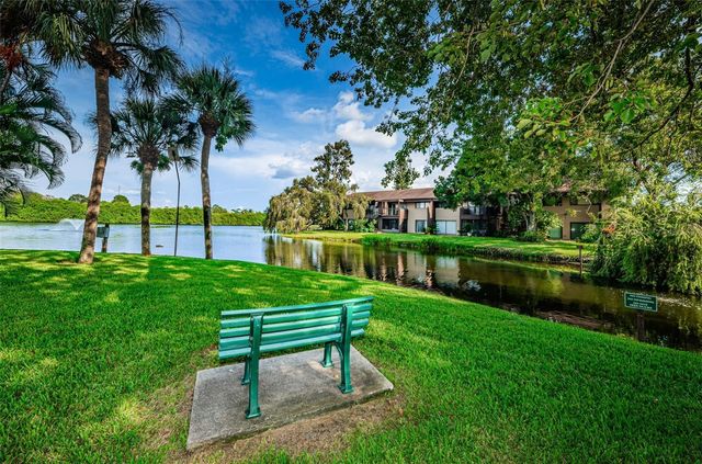 781 VILLAGE LAKE TERRACE N 101A, St Petersburg, FL 33716