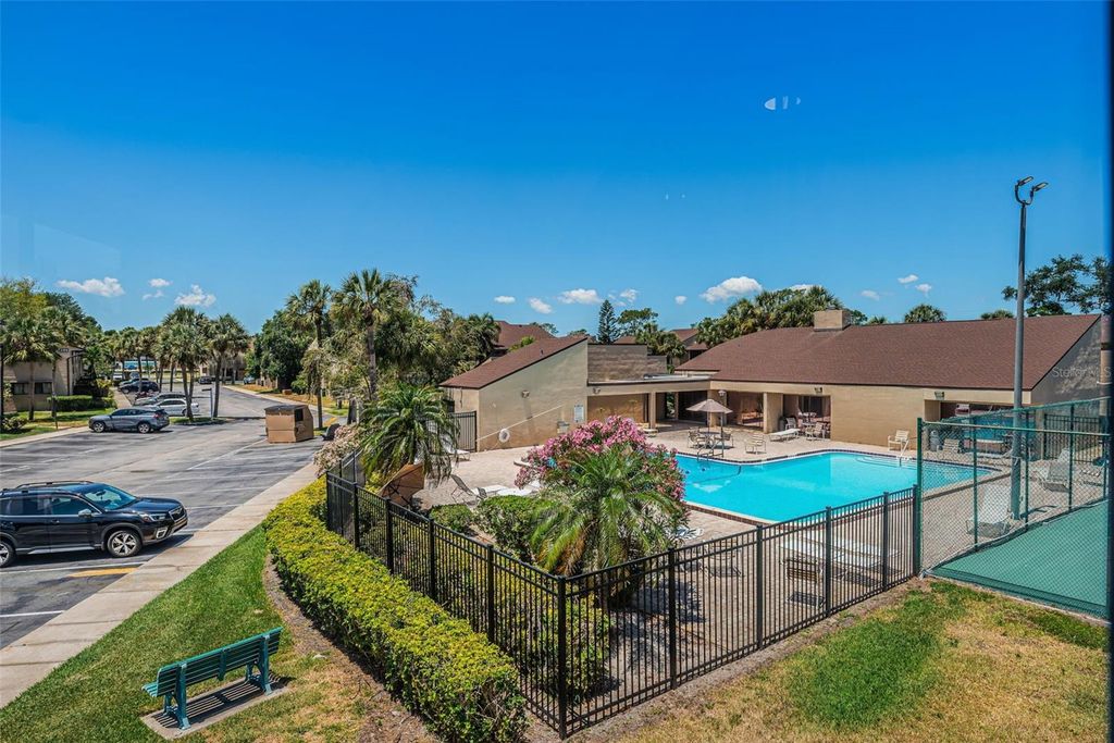 Image 32 of property listing at 781 VILLAGE LAKE TERRACE N 101A, St Petersburg, FL 33716