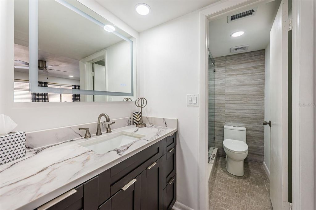 Image 37 of property listing at 781 VILLAGE LAKE TERRACE N 101A, St Petersburg, FL 33716