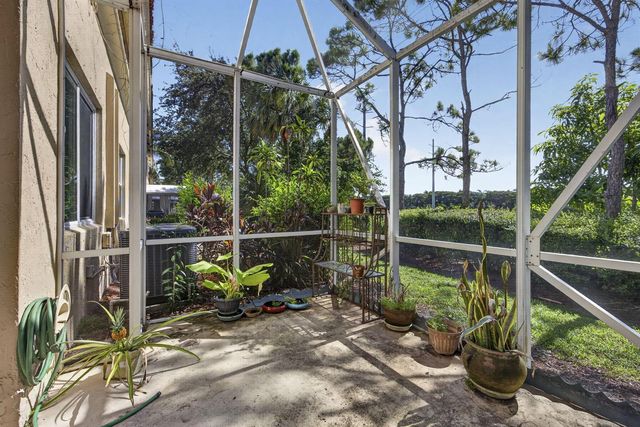 333 River Bluff Lane, Royal Palm Beach, FL 33411