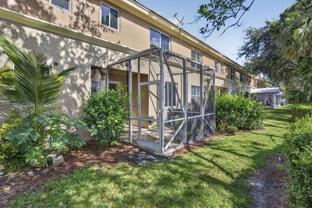 333 River Bluff Lane, Royal Palm Beach, FL 33411