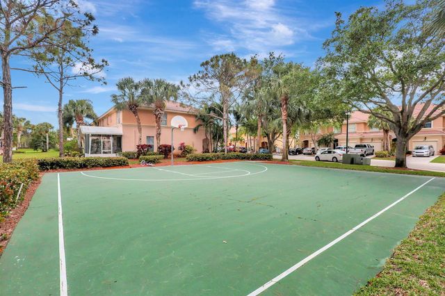 333 River Bluff Lane, Royal Palm Beach, FL 33411